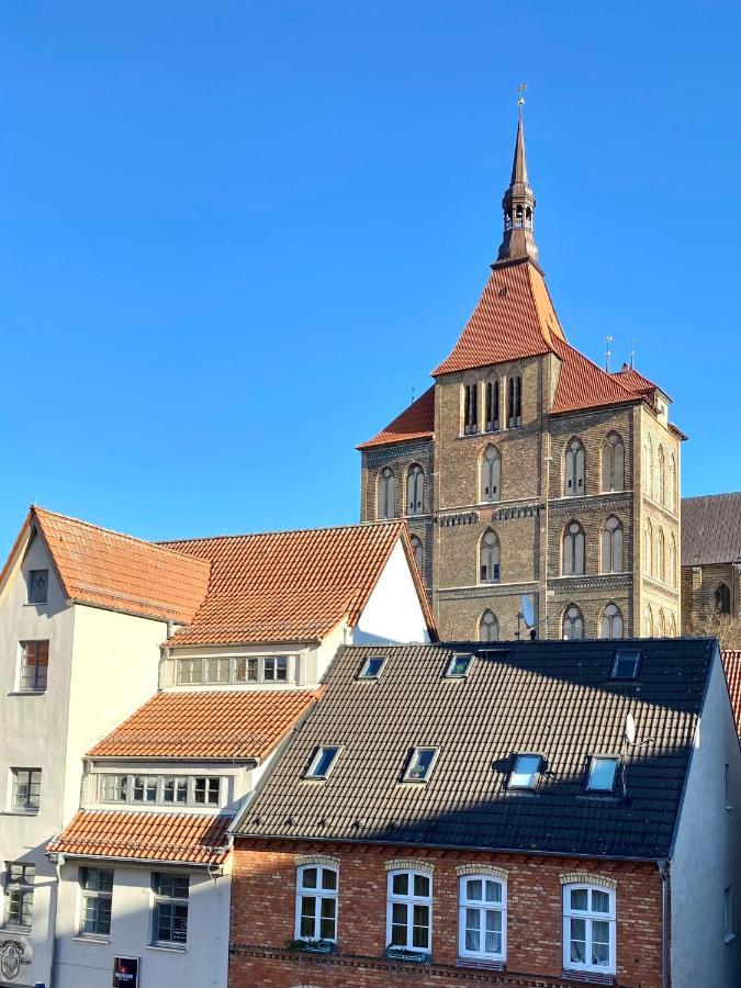 ロストックHofquartierアパートメント エクステリア 写真